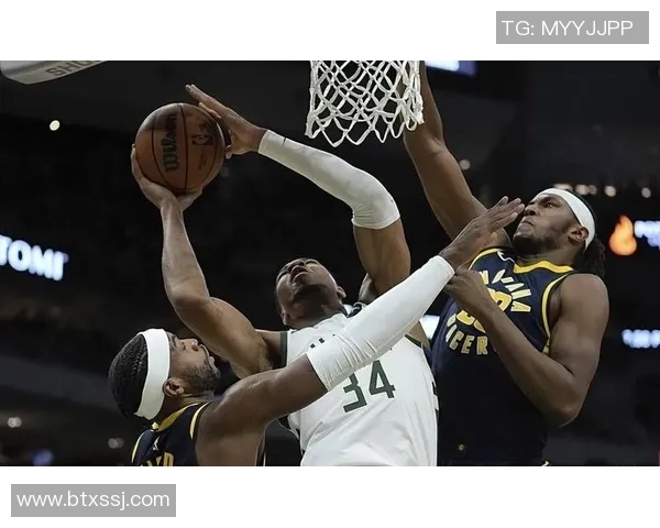 字母哥举动引发球迷激烈讨论 热议不断场内外关注度持续升温