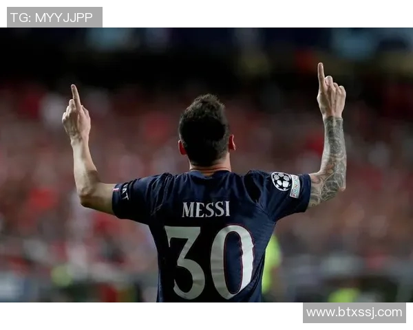 足坛另类庆祝动作大盘点 各种创意庆祝令人眼前一亮 足坛另类庆祝动作大盘点 各种创意庆祝令人眼前一亮