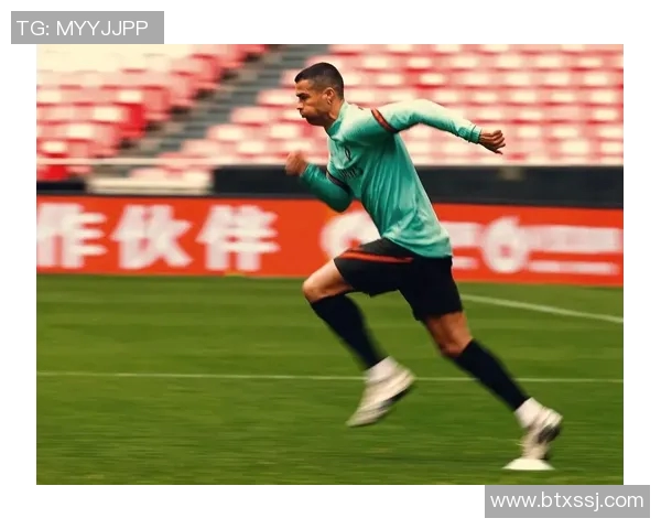 C罗从贫困少年到足球巨星的励志传奇与成长之路 C罗从贫困少年到足球巨星的励志传奇与成长之路