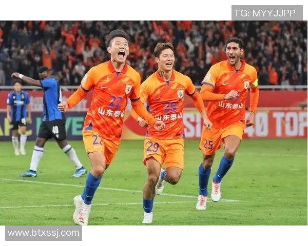 中超赛季中段换帅潮涌现 多队调整战术风格力图突破困境 中超赛季中段换帅潮涌现 多队调整战术风格力图突破困境